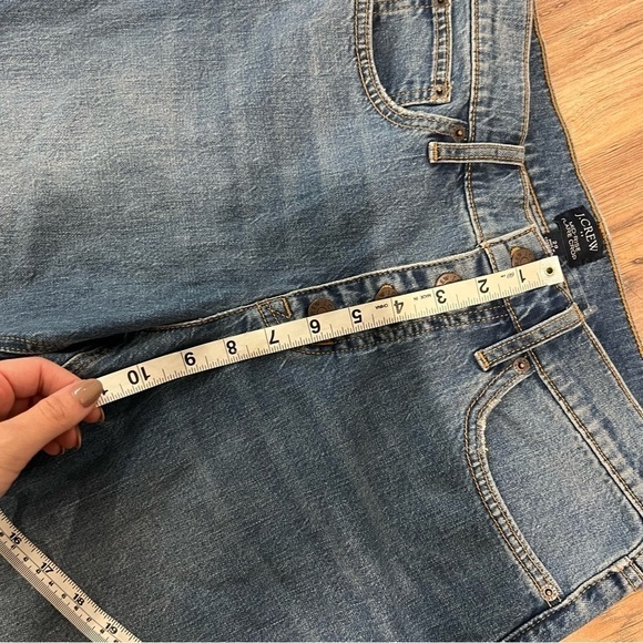 NWT J. Crew Flare crop jean in all-day stretch - Picture 8 of 13